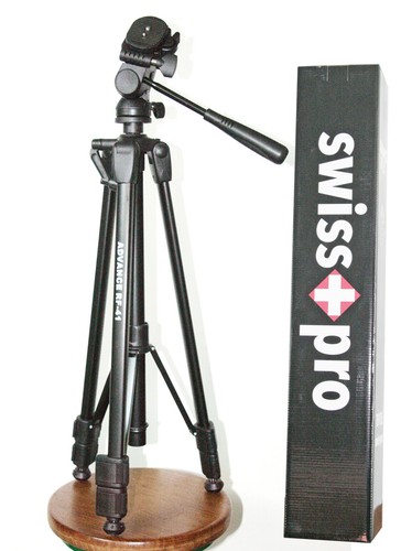 Cavalletto treppiedi swiss - cavalletto,