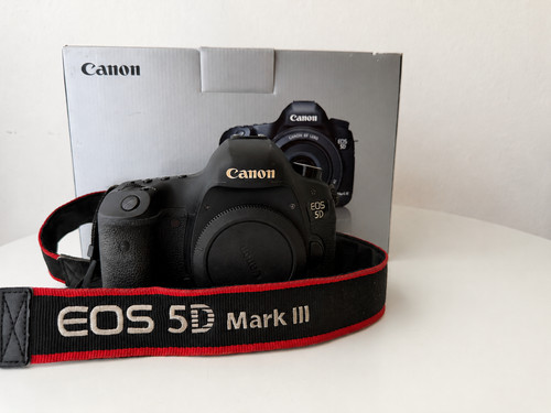Canon eos mark iii body - 5d,